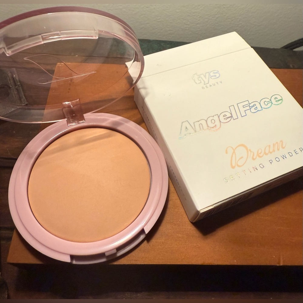 TYS Beauty Angel Face Setting Powder - NEW IN BOX